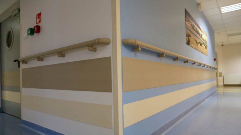 Отбойная доска для школ — требования безопасности, назначение и особенности монтажа